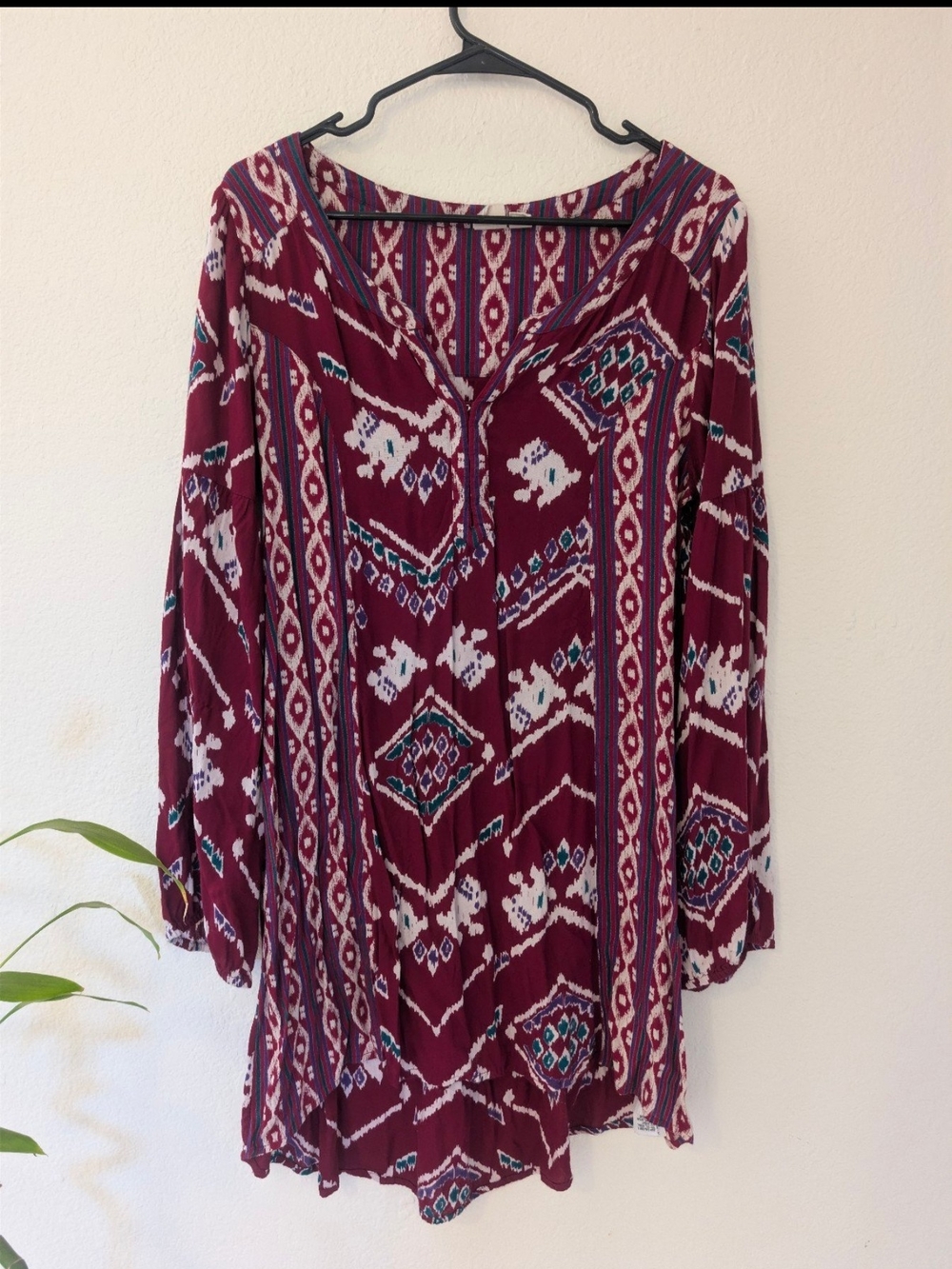 Roxy Burgundy Aztec V-Neck Tunic Dress or Top